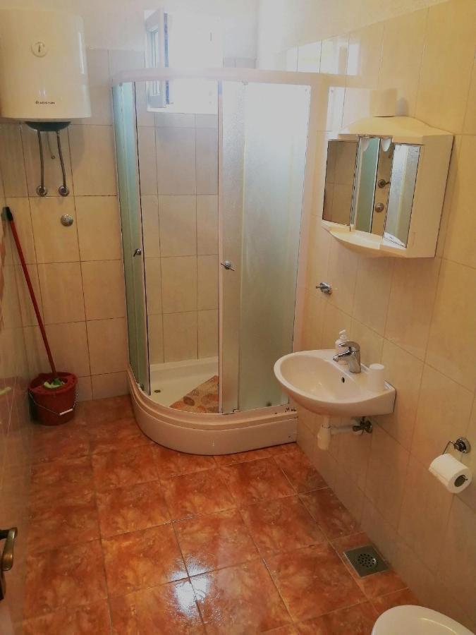 Apartment Brzica *