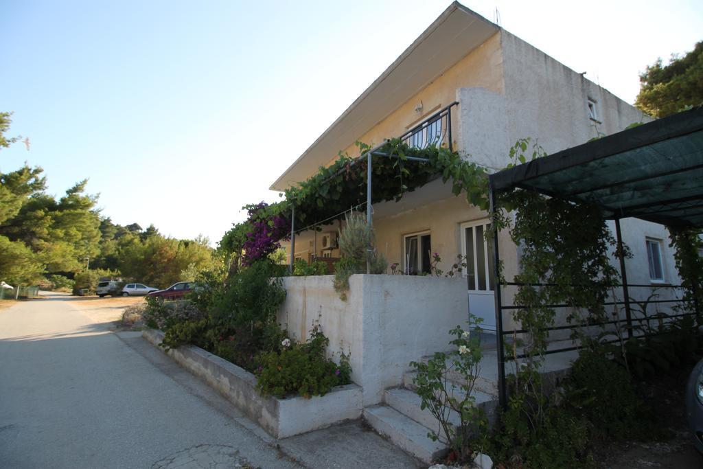 Brzica Apartment *