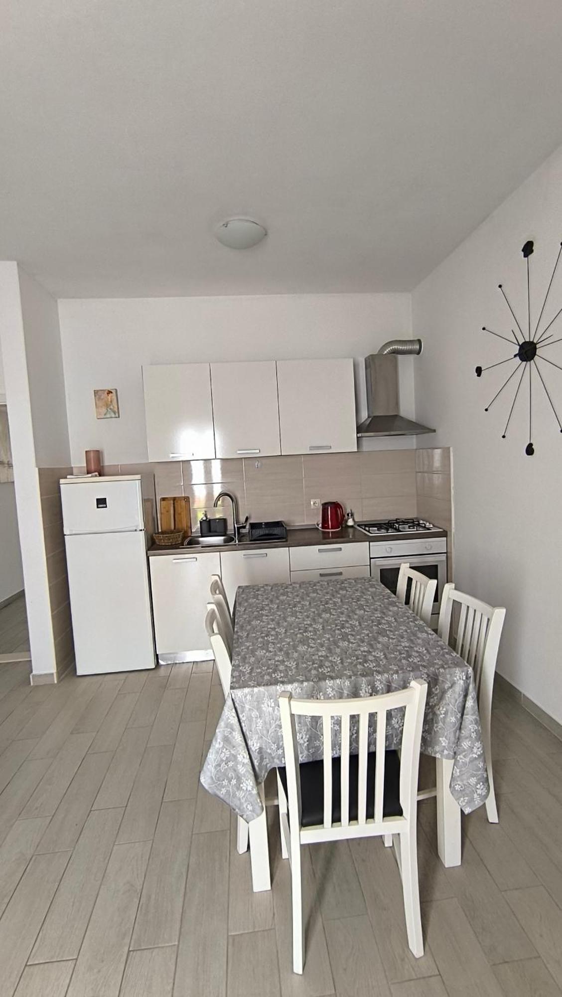 Brzica Apartment